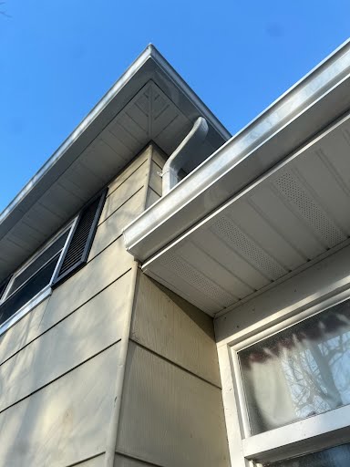 Revitalize Your Home’s Aesthetic and Functionality with Pristine White Vinyl Soffits and Spacious K-Style Gutters