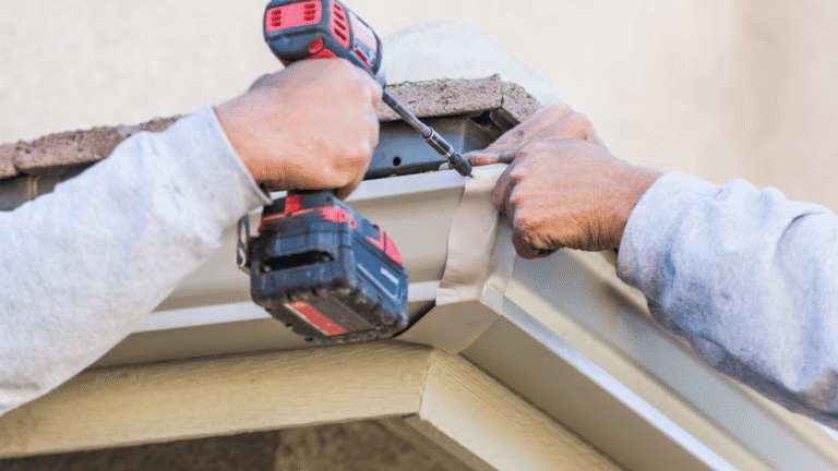 Vinyl vs Aluminum Gutters (1)